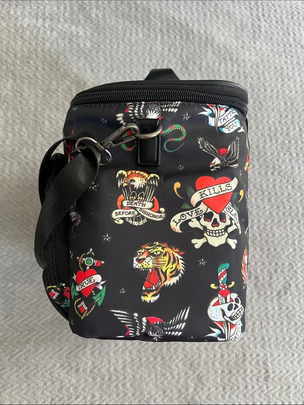NWT Ed Hardy Rhinestoned Black Tattoo Print Insulated Lunch Tote Shoulder Bag